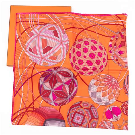 HERMES Silk L' Art Du Temari Scarf 90 